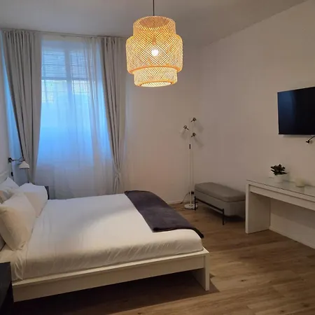 Clodio 13 Lägenhet *