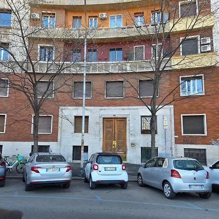 Clodio 13 Lägenhet *